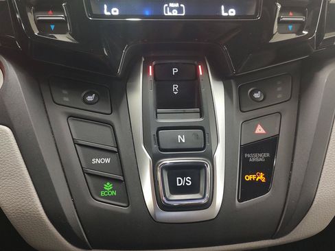 Used 2018 Honda Odyssey EX-L image 15