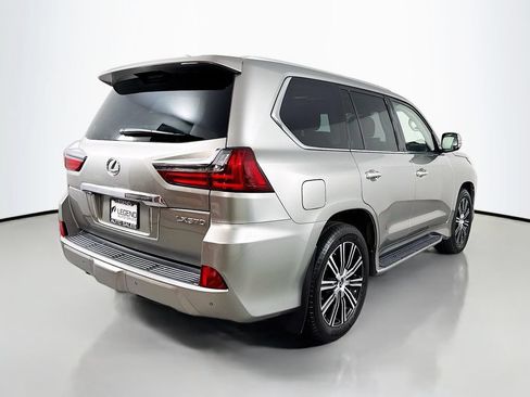 Used 2018 Lexus LX 570 4WD w/ Luxury Package image 5