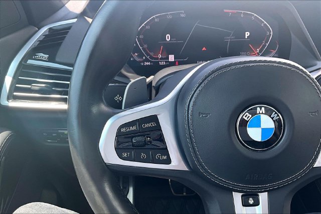 Used 2021 BMW X5 xDrive40i w/ M Sport Package AWD/4WD image 20