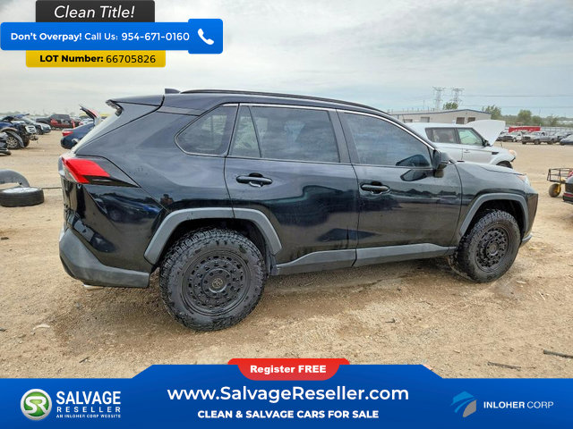 Used 2019 Toyota RAV4 XLE w/ All Weather Liner Package AWD/4WD image 4