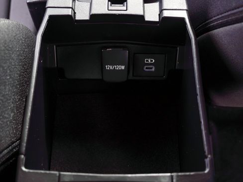 Used 2025 Toyota Corolla LE FWD image 35