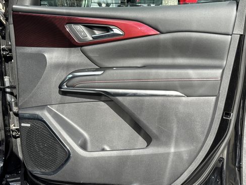 Certified 2024 Chevrolet Traverse RS w/ LPO, Floor Liner Package image 16