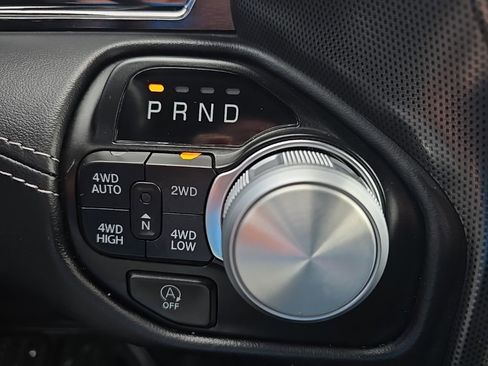 Used 2024 RAM 1500 Limited w/ Trailer Tow Group image 38