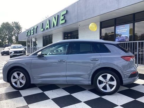 Used 2022 Audi Q4 e-tron Premium w/ Convenience Package image 2