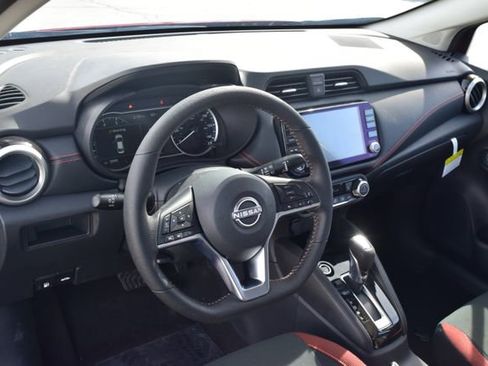 New 2025 Nissan Versa SR FWD image 11