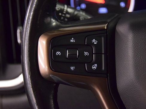 Used 2021 Chevrolet Silverado 2500 High Country w/ Z71 Off-Road Package image 22