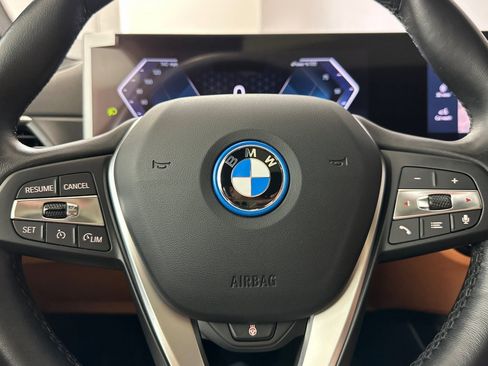 Certified 2023 BMW i4 eDrive35 w/ Premium Package image 17
