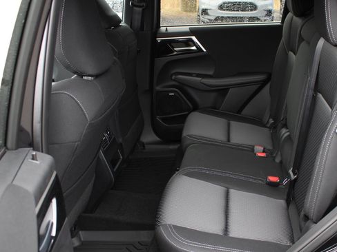 New 2026 Mitsubishi Outlander ES AWD/4WD image 17