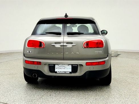 Used 2017 MINI Cooper Clubman FWD image 6