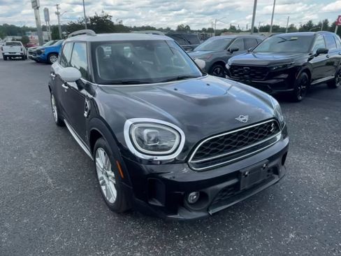 Used 2023 MINI Cooper Countryman S FWD image 3