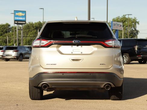 Used 2017 Ford Edge SEL w/ Equipment Group 201A FWD image 6