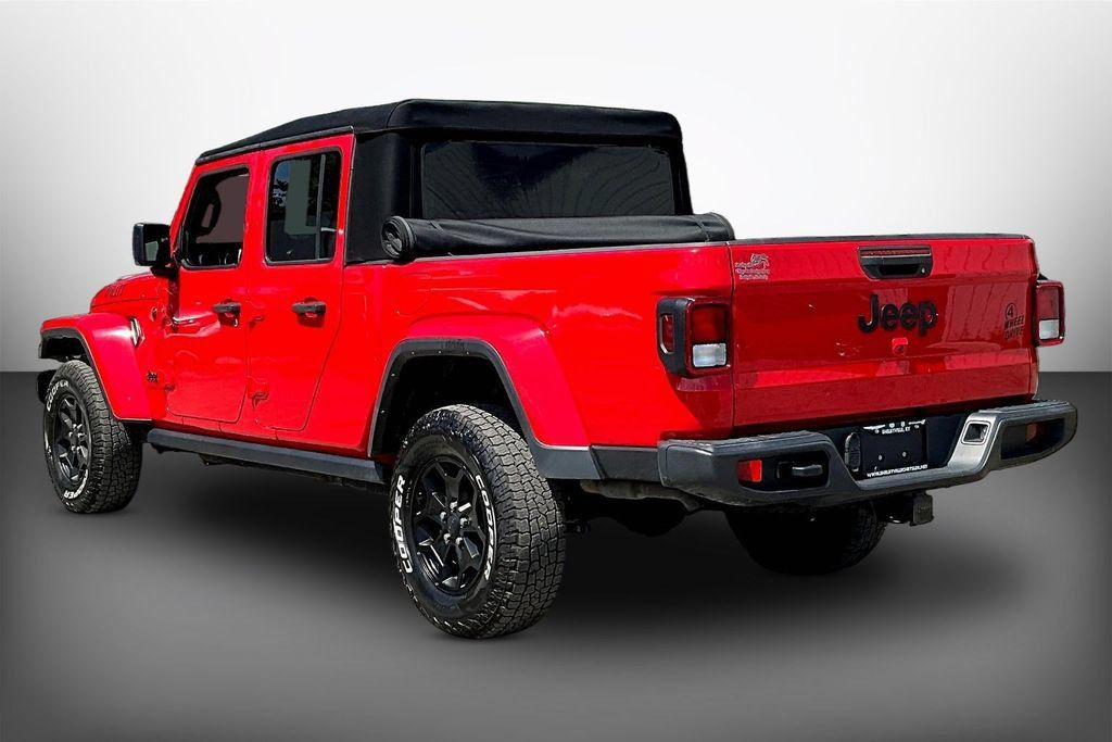 Used 2022 Jeep Gladiator Sport AWD/4WD image 4