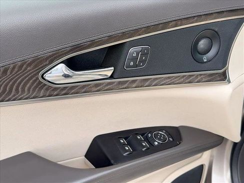 Used 2018 Lincoln MKX Reserve w/ Driver Assistance Package image 28