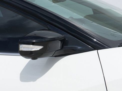 Used 2023 Nissan Maxima Platinum w/ Sport Mat Group image 15