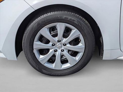 Used 2023 Toyota Corolla LE FWD image 27