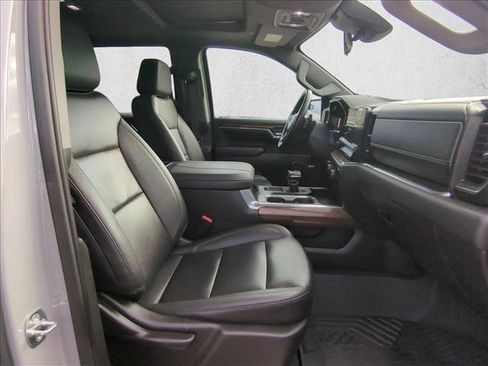 Certified 2024 Chevrolet Silverado 1500 LT Trail Boss w/ Convenience Package II image 27