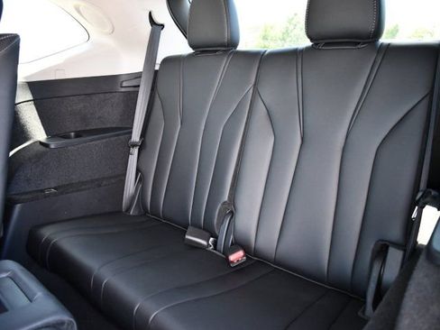 Used 2026 Acura MDX FWD w/ Technology Package image 19