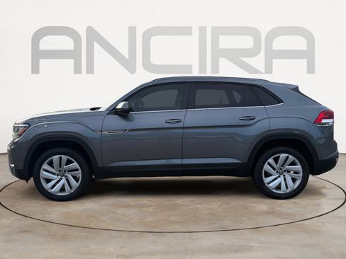 Certified 2022 Volkswagen Atlas Cross Sport SE w/ Panoramic Sunroof Package FWD image 7