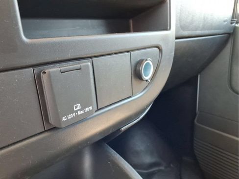 Used 2024 GMC Savana 2500 w/ Driver Convenience Package RWD image 21