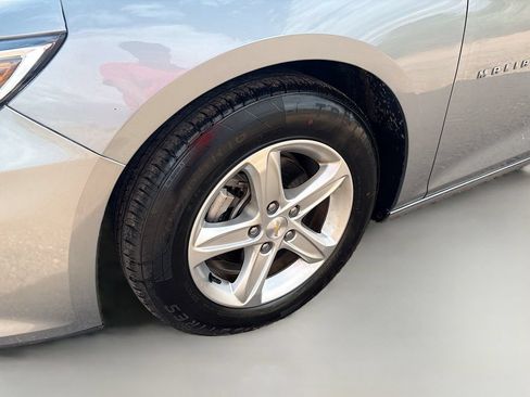 Used 2023 Chevrolet Malibu LS FWD image 29