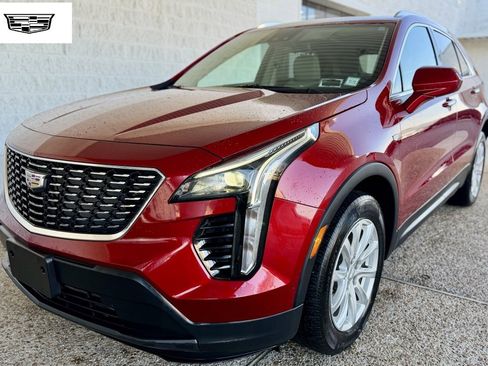 Certified 2023 Cadillac XT4 Luxury w/ Cold Weather Package image 1