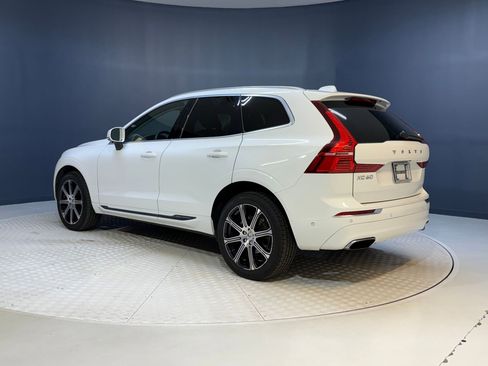 Used 2018 Volvo XC60 T5 Inscription w/ Convenience Package image 3