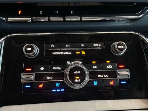 Used 2021 Lincoln Navigator Black Label w/ Cargo Convenience Package image 52