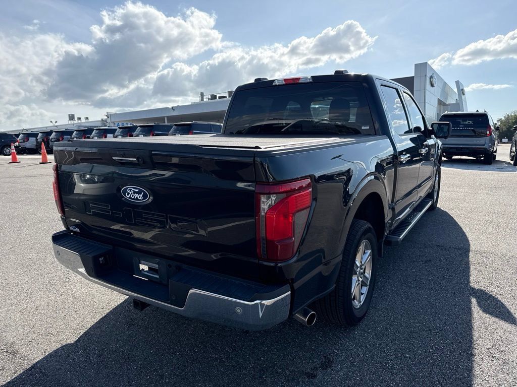 Used 2024 Ford F150 XLT w/ Mobile Office Package RWD image 2