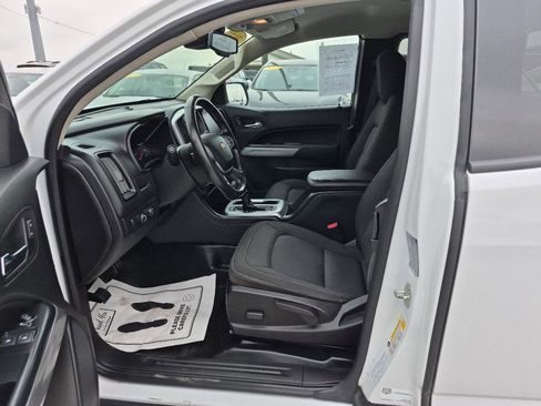 Used 2021 Chevrolet Colorado LT w/ Fleet Safety Package AWD/4WD image 16