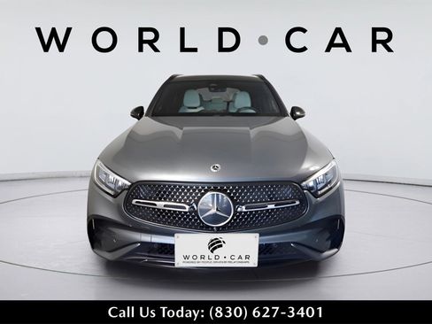 Used 2023 Mercedes-Benz GLC 300 4MATIC image 2