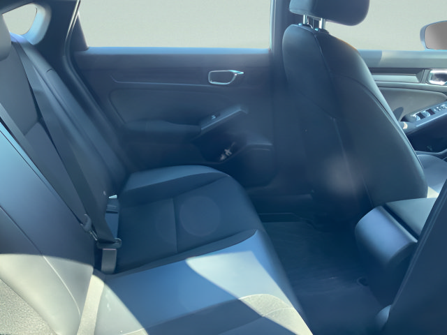 Used 2023 Honda Civic Sport image 2