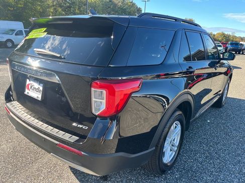Used 2024 Ford Explorer XLT w/ Equipment Group 202A image 26