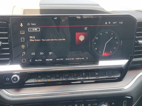 Used 2024 GMC Sierra 1500 SLT RWD image 17