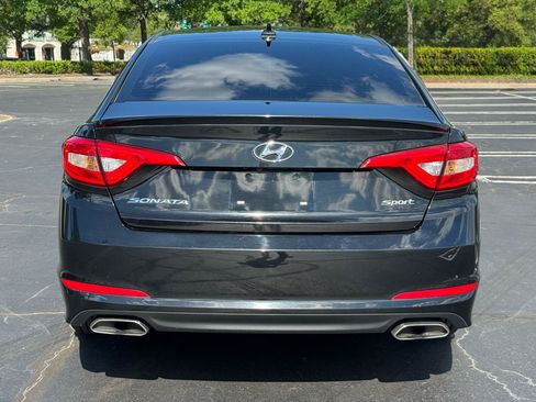 Used 2017 Hyundai Sonata Sport w/ Value Edition Package 02 FWD image 4