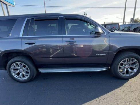 Used 2015 GMC Yukon SLT image 9