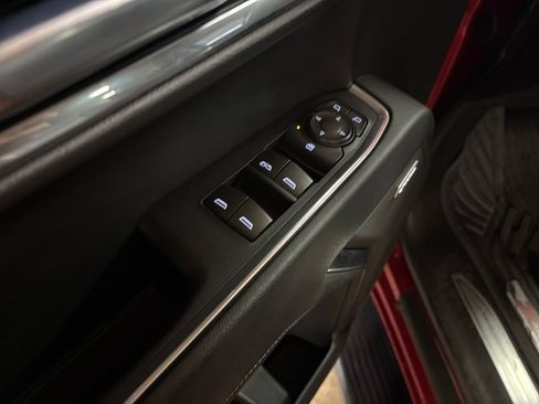 Used 2022 Chevrolet Silverado 1500 RST AWD/4WD image 16