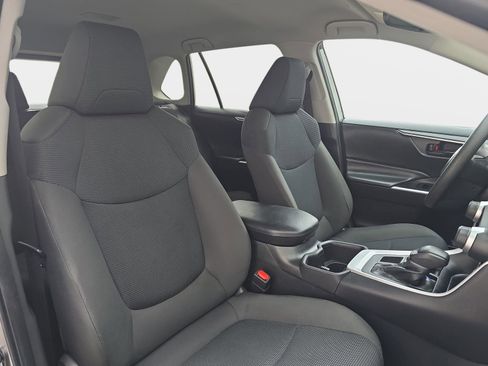 Used 2024 Toyota RAV4 LE image 12