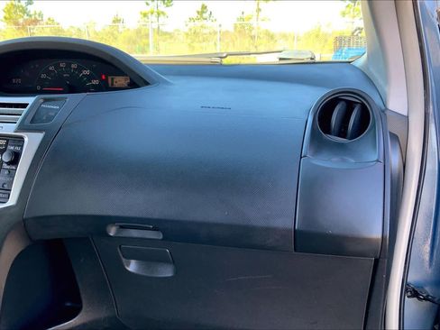 Used 2008 Toyota Yaris image 17