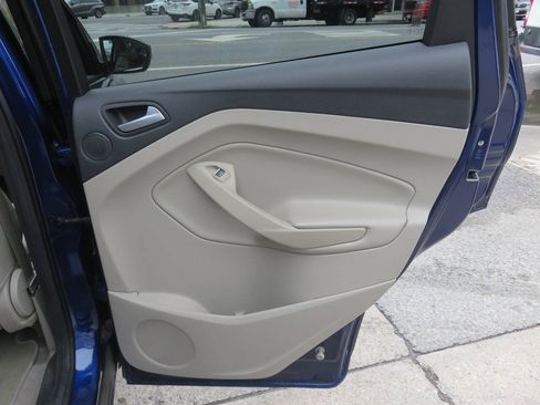 Used 2014 Ford Escape Titanium AWD/4WD image 34
