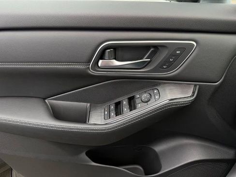 New 2026 Nissan Rogue Platinum AWD/4WD image 20
