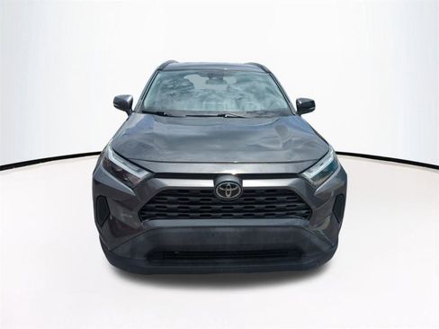 Used 2024 Toyota RAV4 XLE AWD/4WD image 3