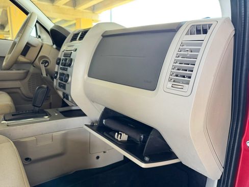 Used 2012 Ford Escape XLT FWD image 26