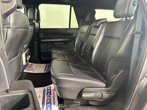 Used 2019 Ford Expedition Max XLT w/ Equipment Group 201A AWD/4WD image 26