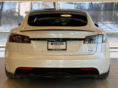 Used 2021 Tesla Model S Plaid image 10