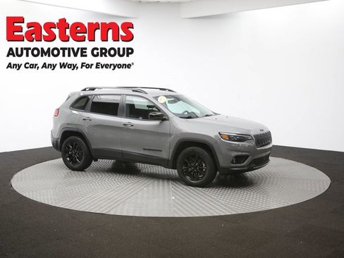 Used 2023 Jeep Cherokee Altitude Lux image 47
