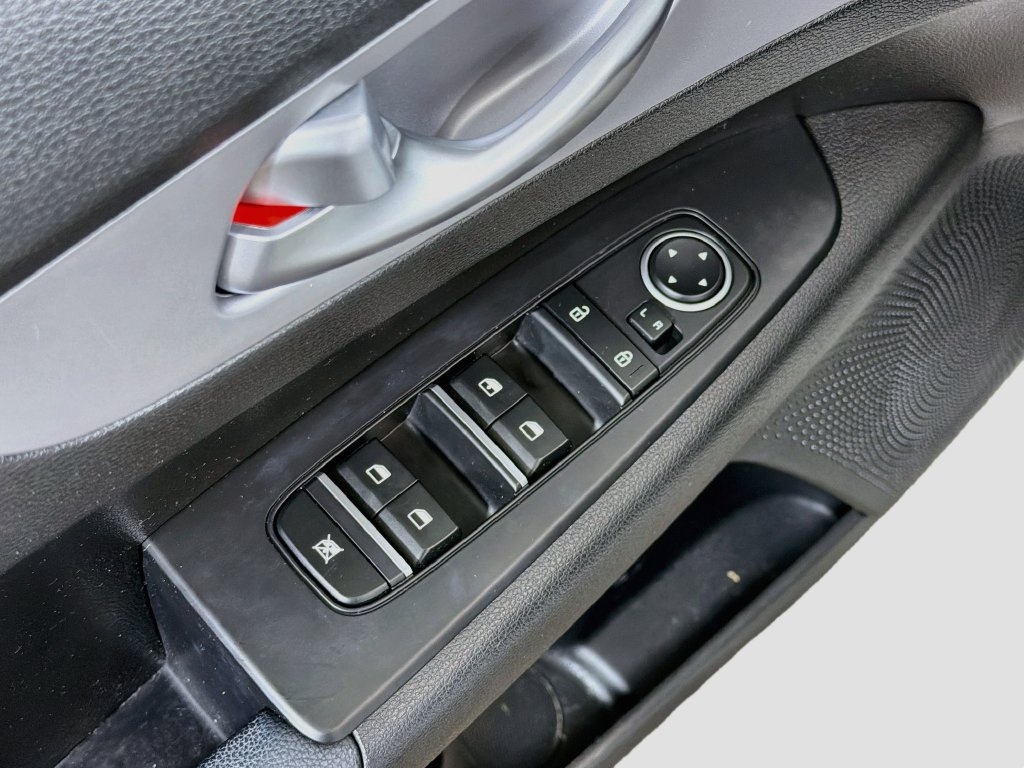 Used 2024 Kia Forte LXS FWD image 18