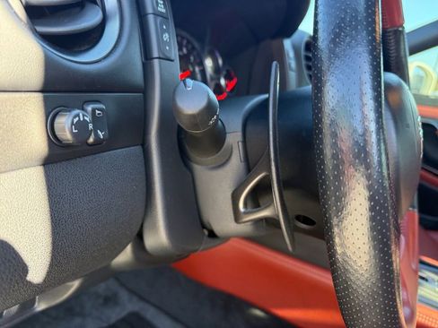Used 2016 Nissan GT-R Premium image 14