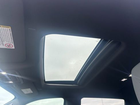 Used 2022 GMC Sierra 2500 Denali w/ Denali Black Diamond Edition image 32