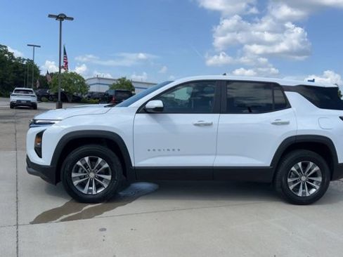 New 2026 Chevrolet Equinox LT w/ Convenience Package II image 5