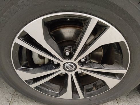 Used 2021 Nissan Sentra SV FWD image 31
